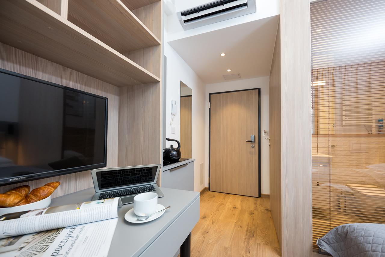 Apartments "Wolska Residence" Варшава Екстер'єр фото