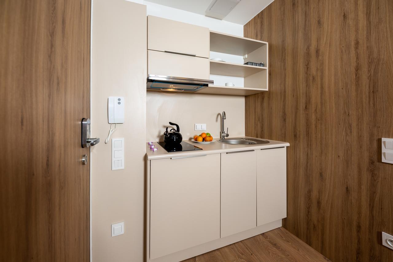 Apartments "Wolska Residence" Варшава Екстер'єр фото